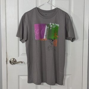 Disney Mulan Reflection Graphic Gray Short‎ Sleeve Tee Adult Size Medium